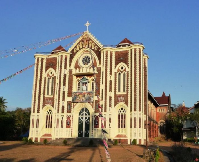 Mawlmayine church diversity